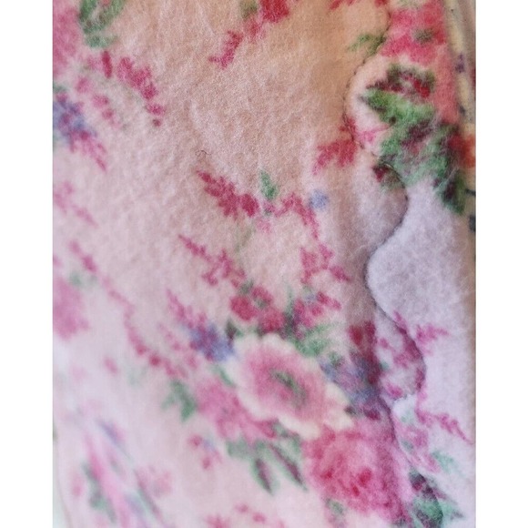 Softest 90's Vtg Handmade Flannel Baby Blanket, Childs Blue Pink Floral - Picture 4 of 10